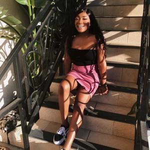 Meet your Posher, Taylor